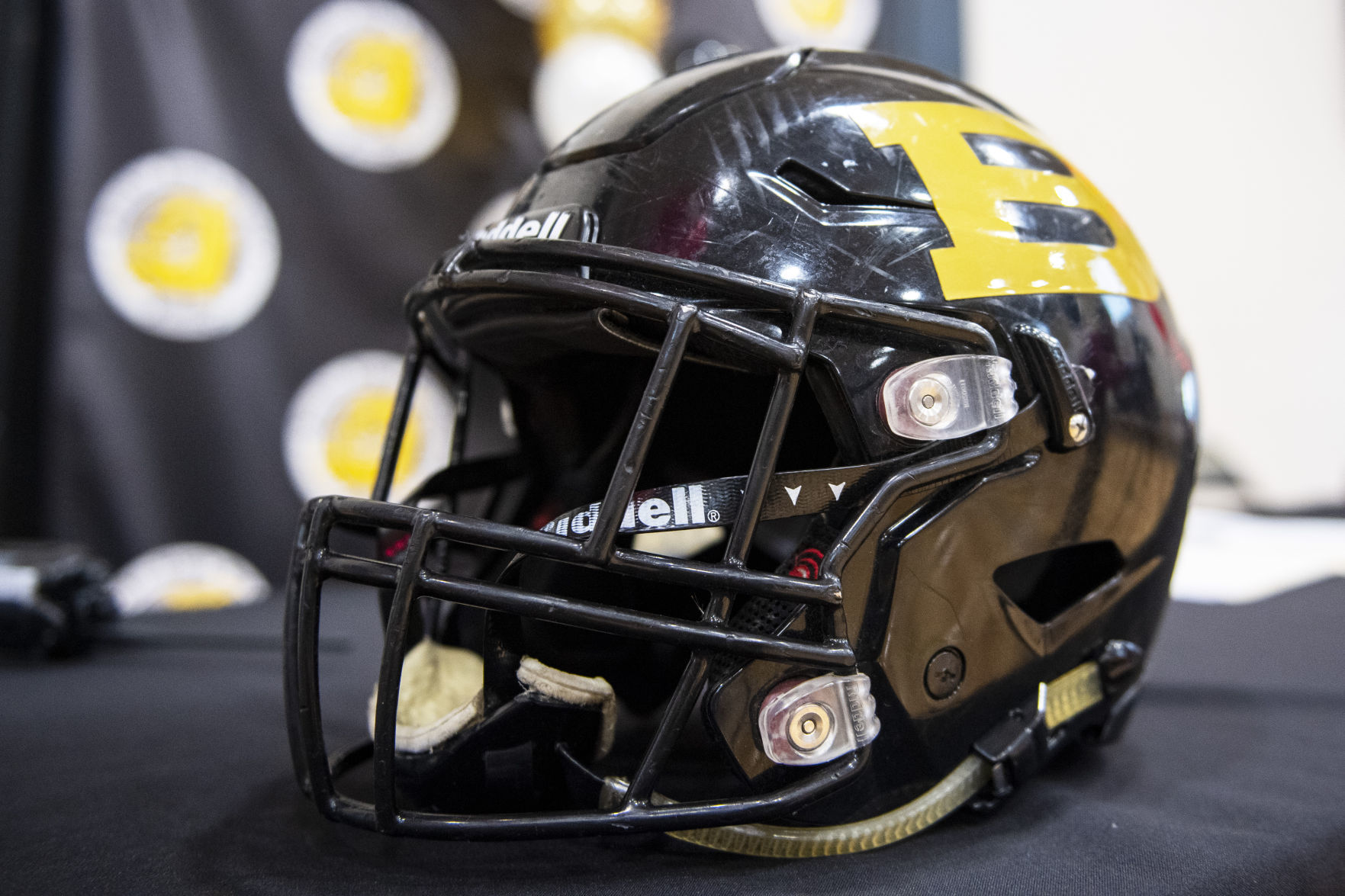 Omaha Burke signing ceremony, 12.19